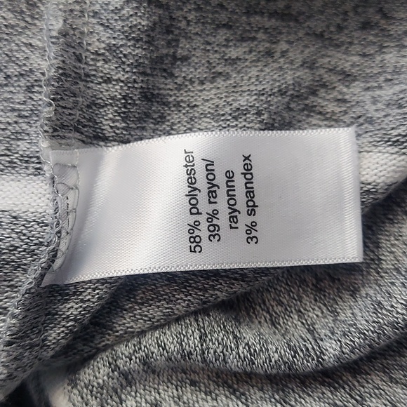 * Maurices Soft Striped Cowl Neck Sweater with Button Accents, Plus Size 4X, NEW - Picture 5 of 8